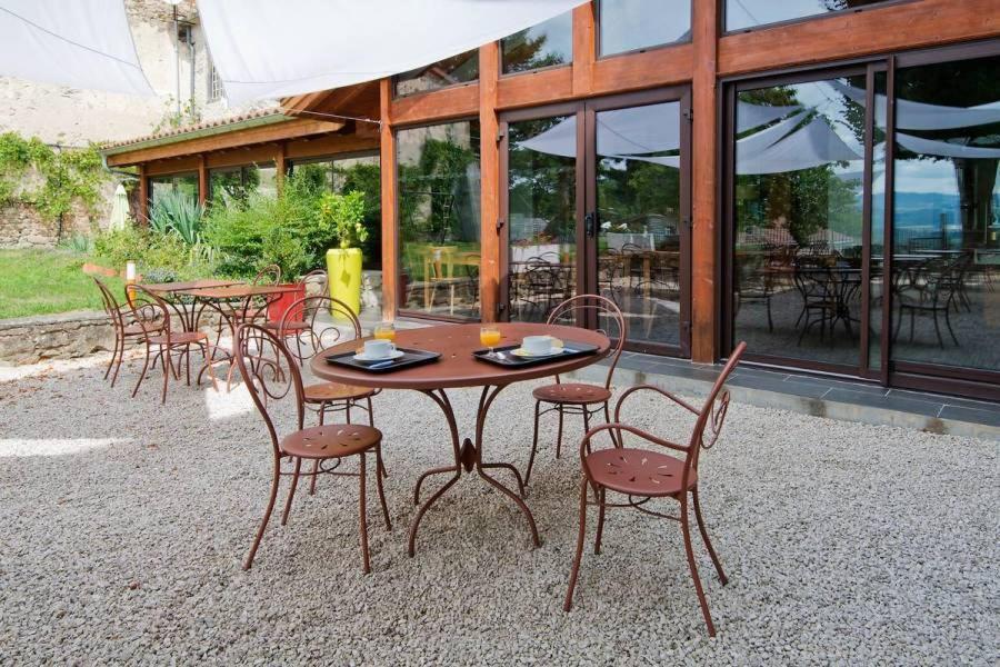 Domaine Le Prieure Hotel Chaumont-le-Bourg Bagian luar foto
