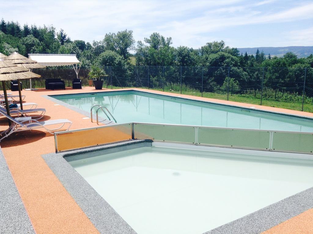 Domaine Le Prieure Hotel Chaumont-le-Bourg Bagian luar foto