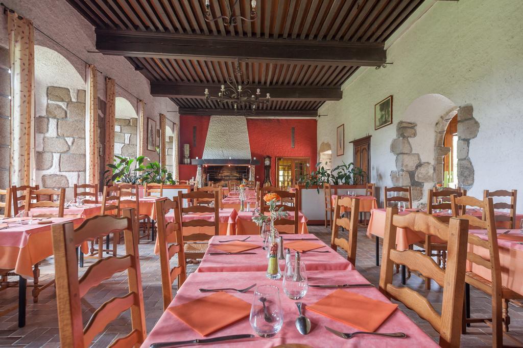 Domaine Le Prieure Hotel Chaumont-le-Bourg Bagian luar foto