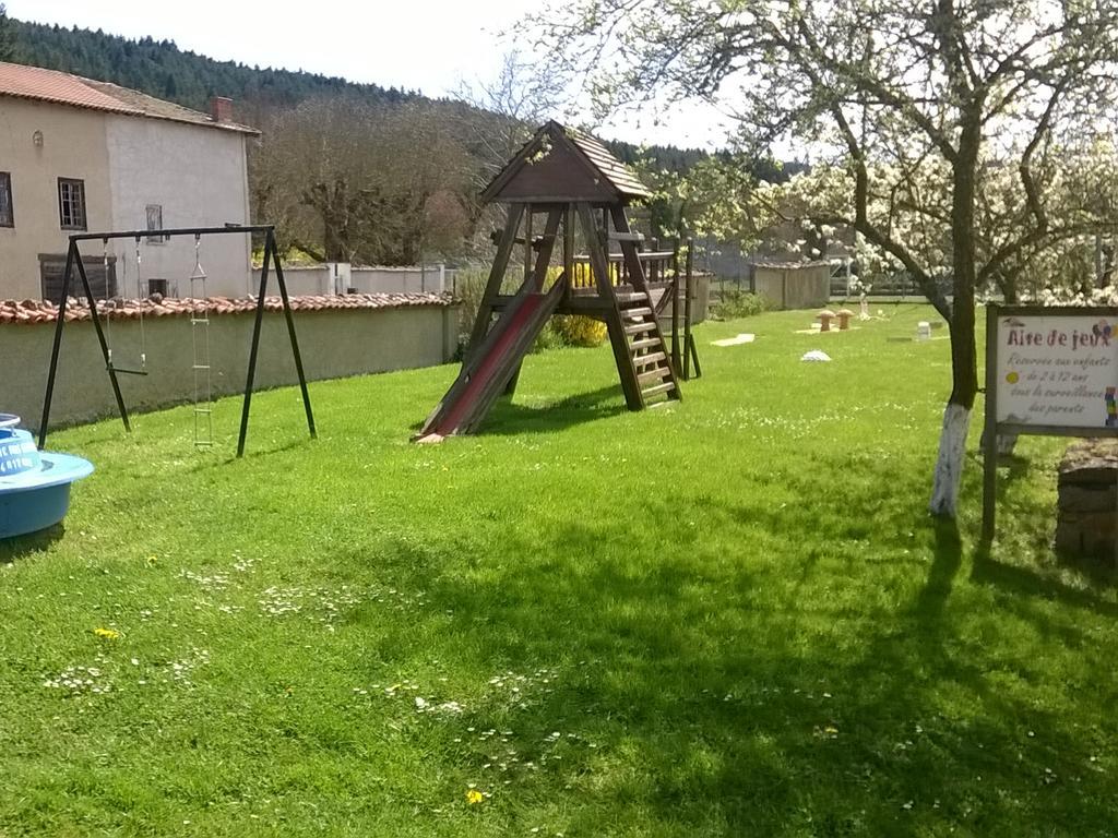Domaine Le Prieure Hotel Chaumont-le-Bourg Bagian luar foto