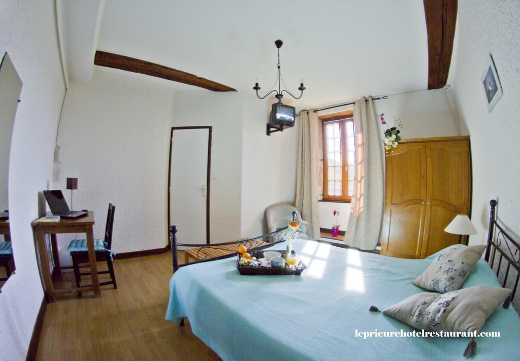 Domaine Le Prieure Hotel Chaumont-le-Bourg Bagian luar foto